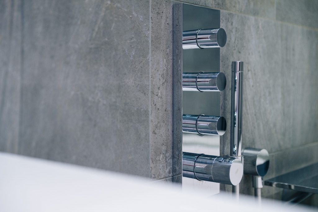 bathroom shower taps